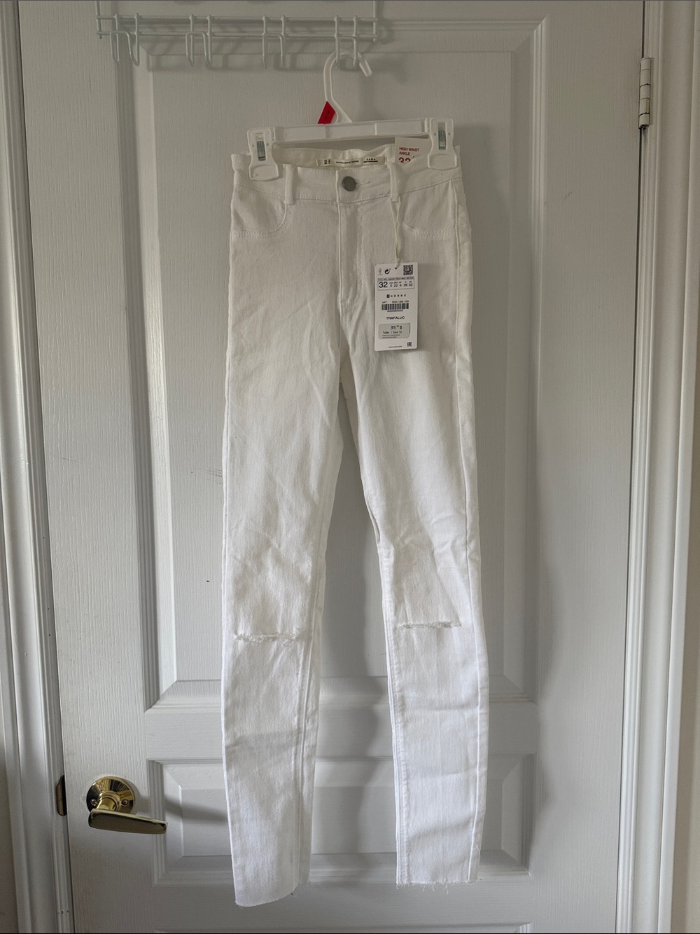 White High-Rise Slim Jeans - Women's